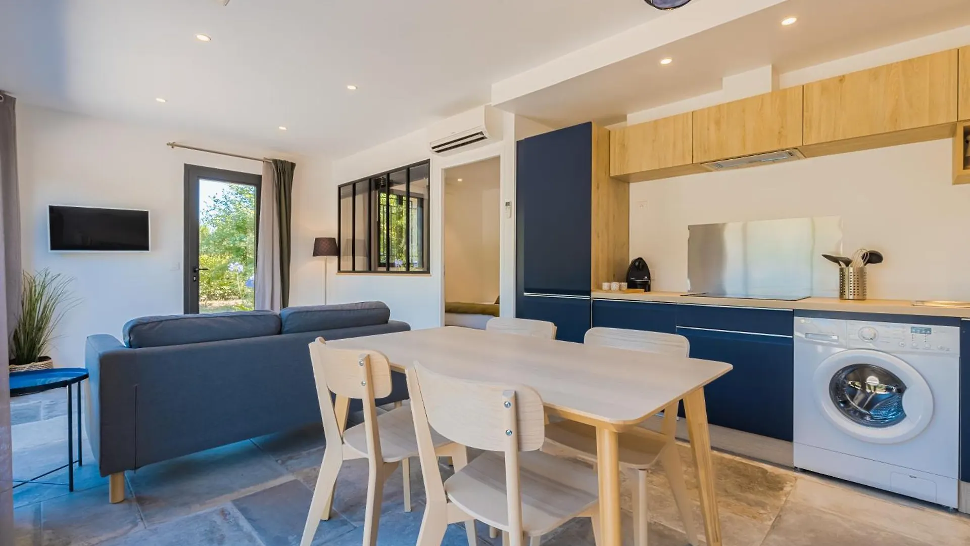 Appartement L'Atelier à Saint-Tropez 0*,